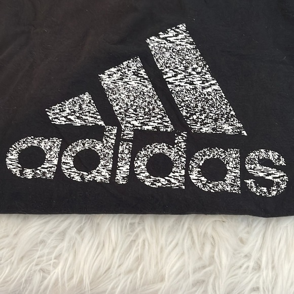 ADIDAS The Go-To Tee Black White Short Sleeve Logo Graphic Tee Shirt Size XL - Picture 2 of 6